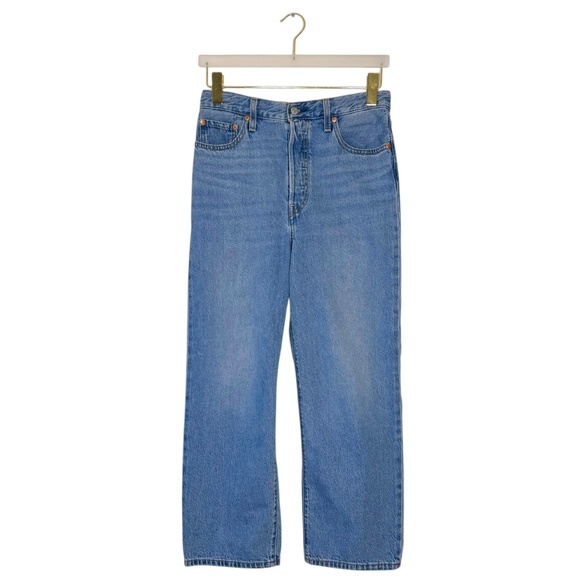 Levis | Ribcage Straight Ankle | 28 | Medium Wash | High Rise | Straight Leg - Picture 1 of 16